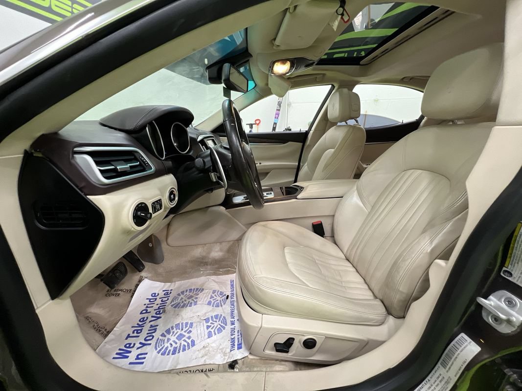 Used 2015 Maserati Ghibli RWD image 17