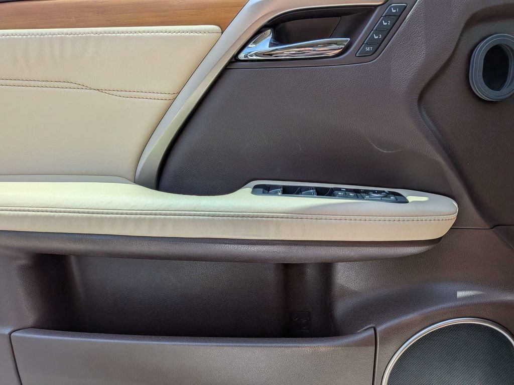 Used 2017 Lexus RX 350 FWD image 29