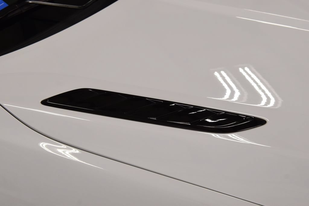 Used 2017 Chevrolet SS RWD image 16