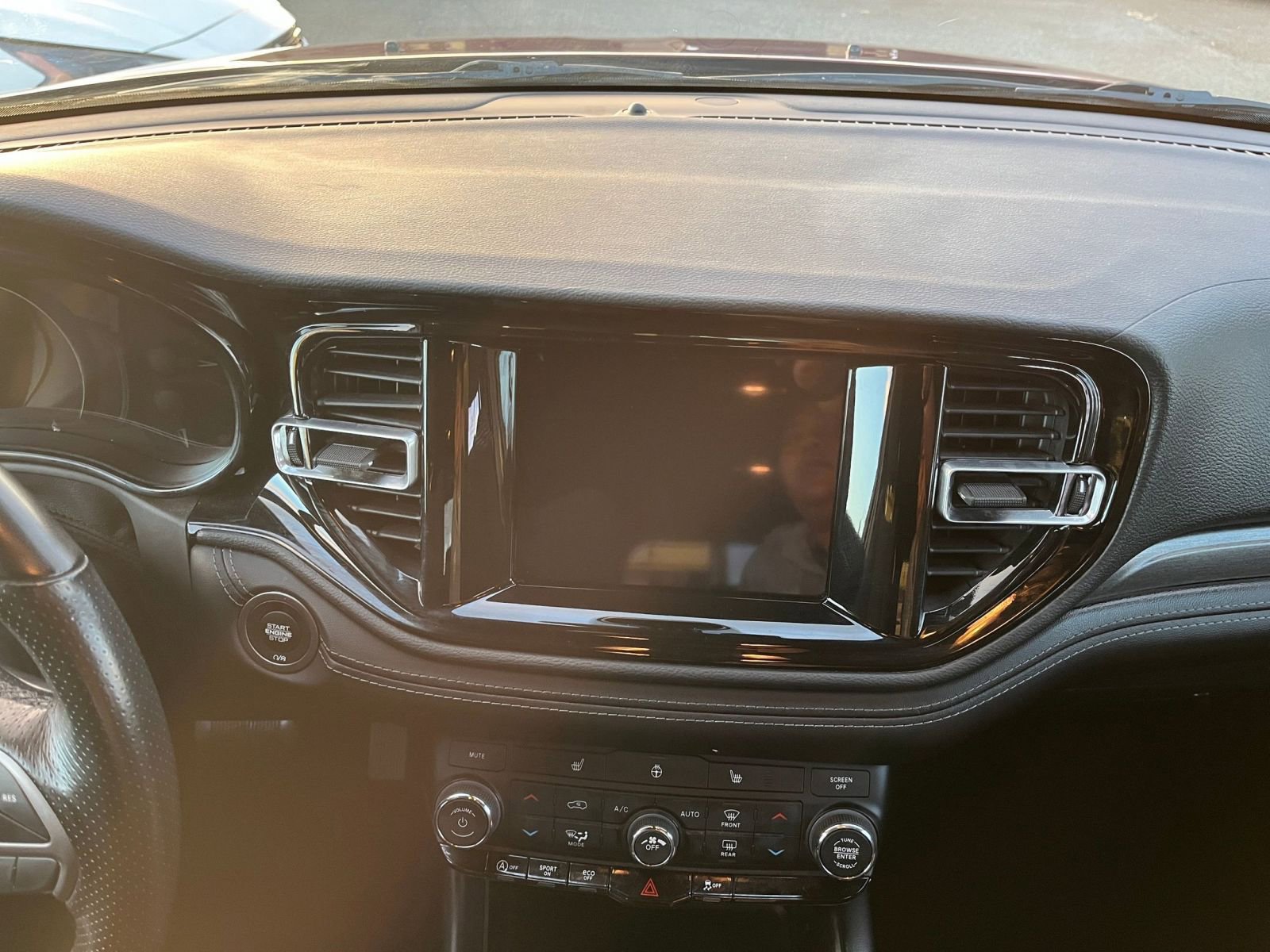 Used 2023 Dodge Durango SXT image 18