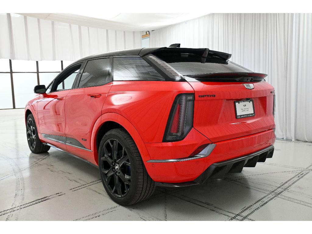 New 2026 Cadillac Optiq V w/ Carbon Fiber Package image 5