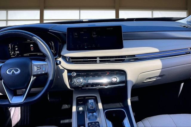 Certified 2023 INFINITI QX60 Luxe w/ Performance Audio Package image 6