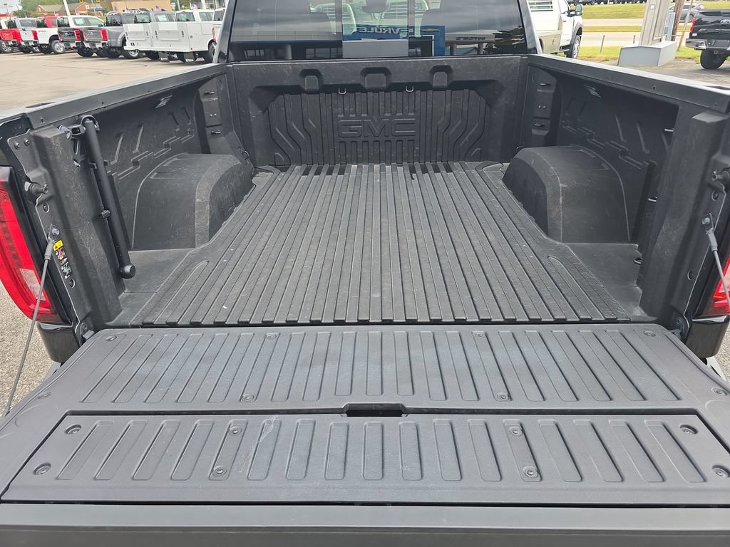 Used 2025 GMC Sierra 1500 Denali Ultimate AWD/4WD image 16