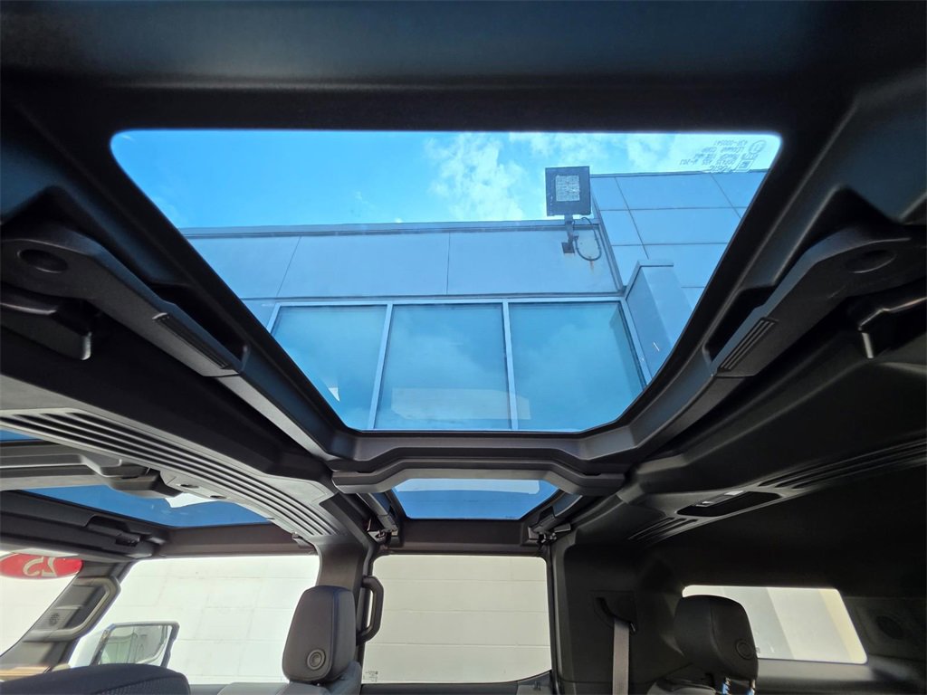 Used 2025 GMC Hummer EV 3X image 14
