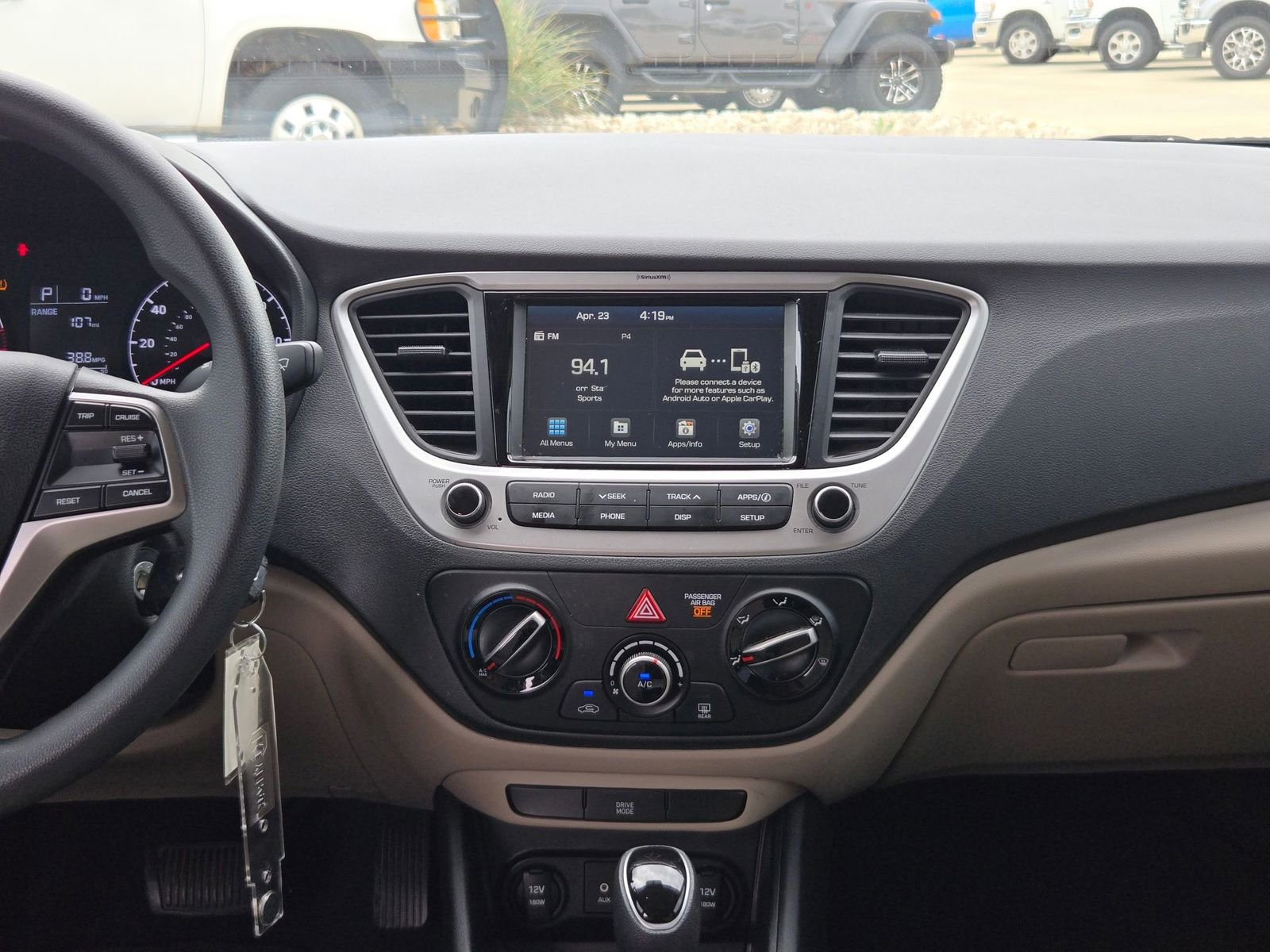 Used 2022 Hyundai Accent SEL FWD image 17