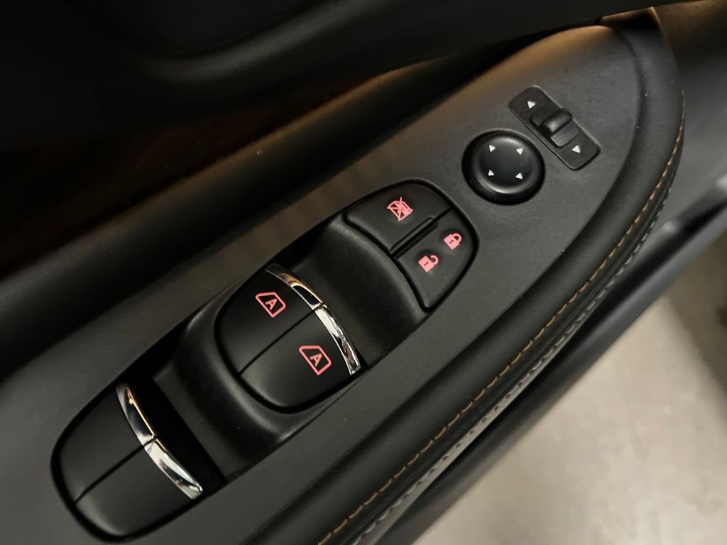 Used 2021 Nissan Murano Platinum w/ Cargo Package image 13