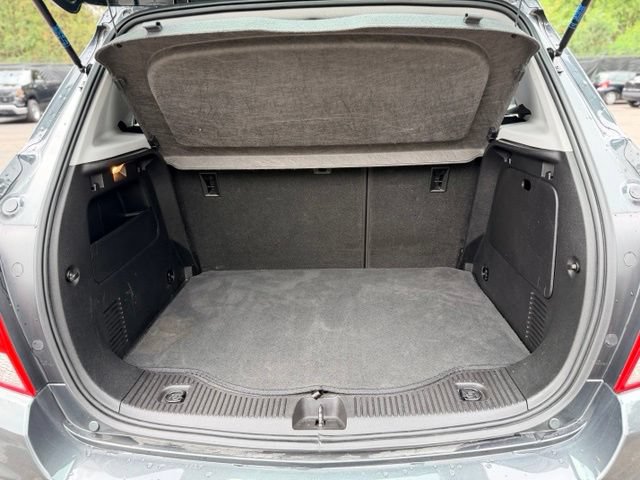 Used 2019 Chevrolet Trax LS w/ LPO, Cargo Package FWD image 22