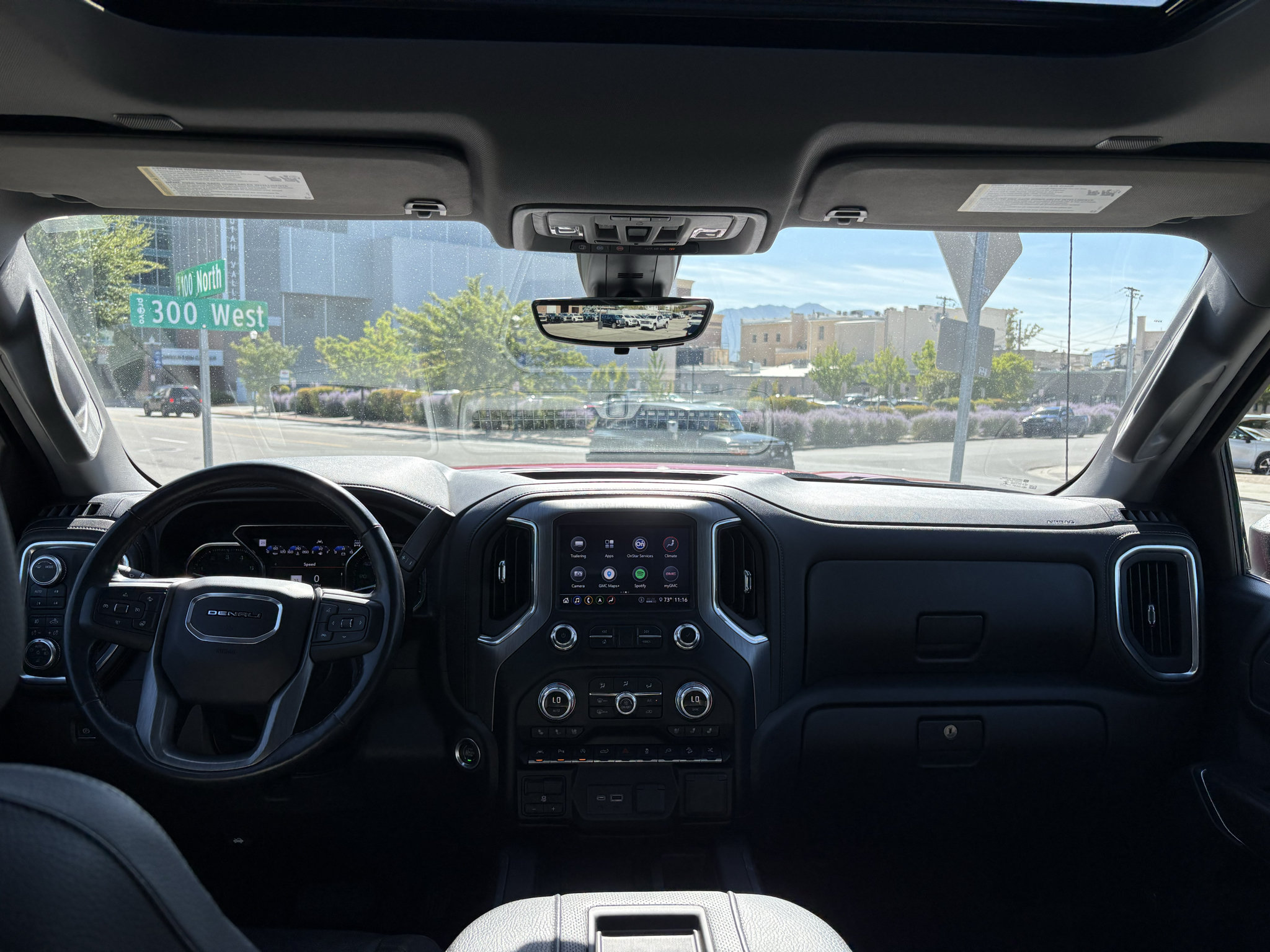 Used 2020 GMC Sierra 1500 Denali w/ Denali Ultimate Package AWD/4WD image 26