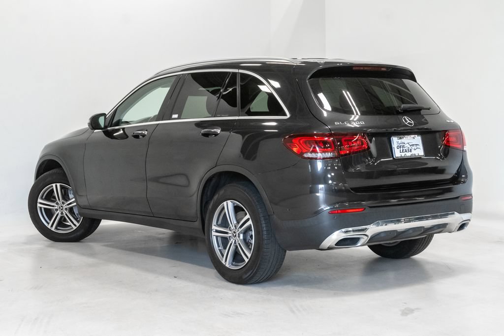 Used 2021 Mercedes-Benz GLC 300 4MATIC w/ Premium Package image 30