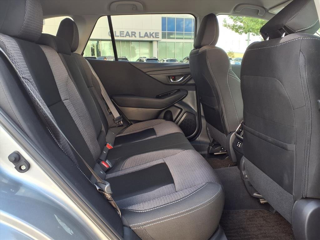 Certified 2025 Subaru Outback Premium image 7