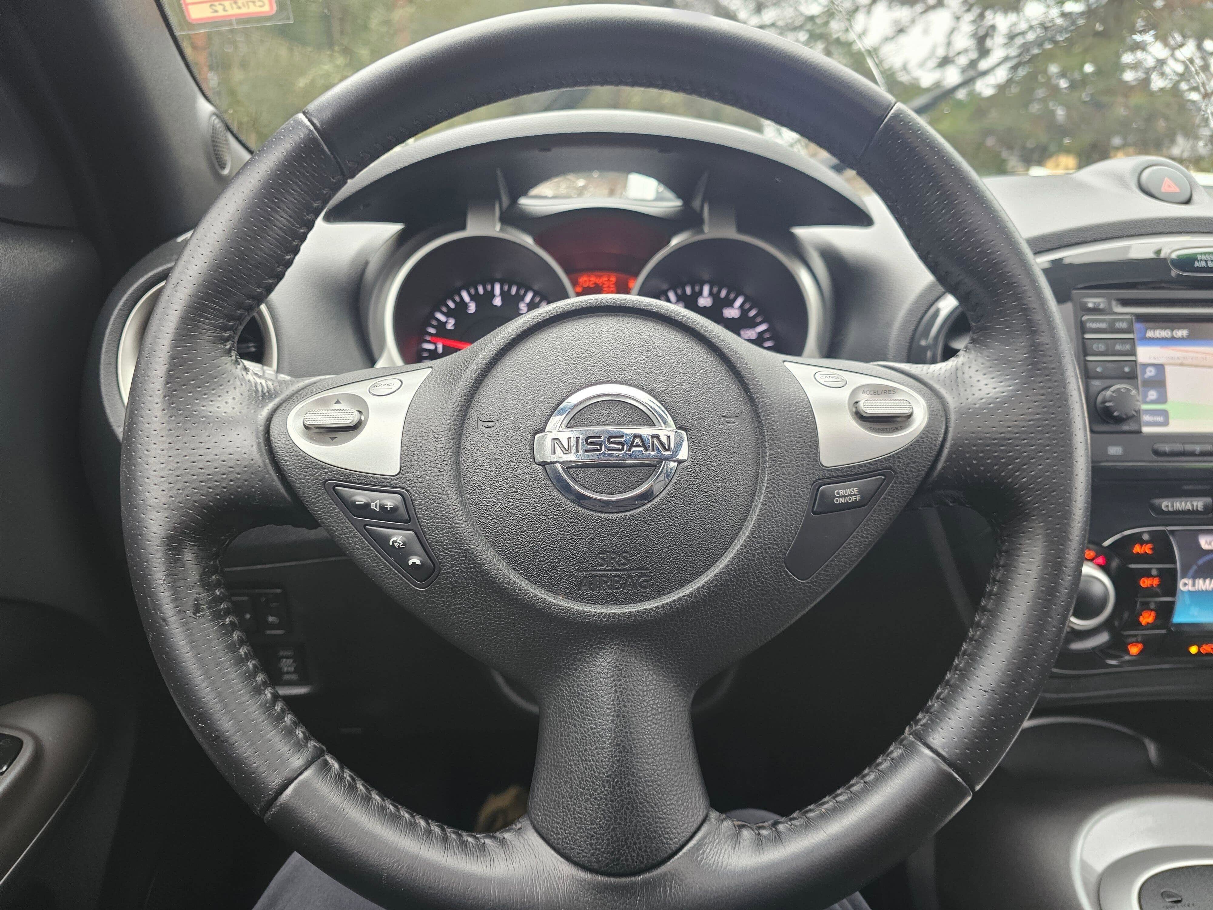 Used 2012 Nissan Juke SL AWD/4WD image 24