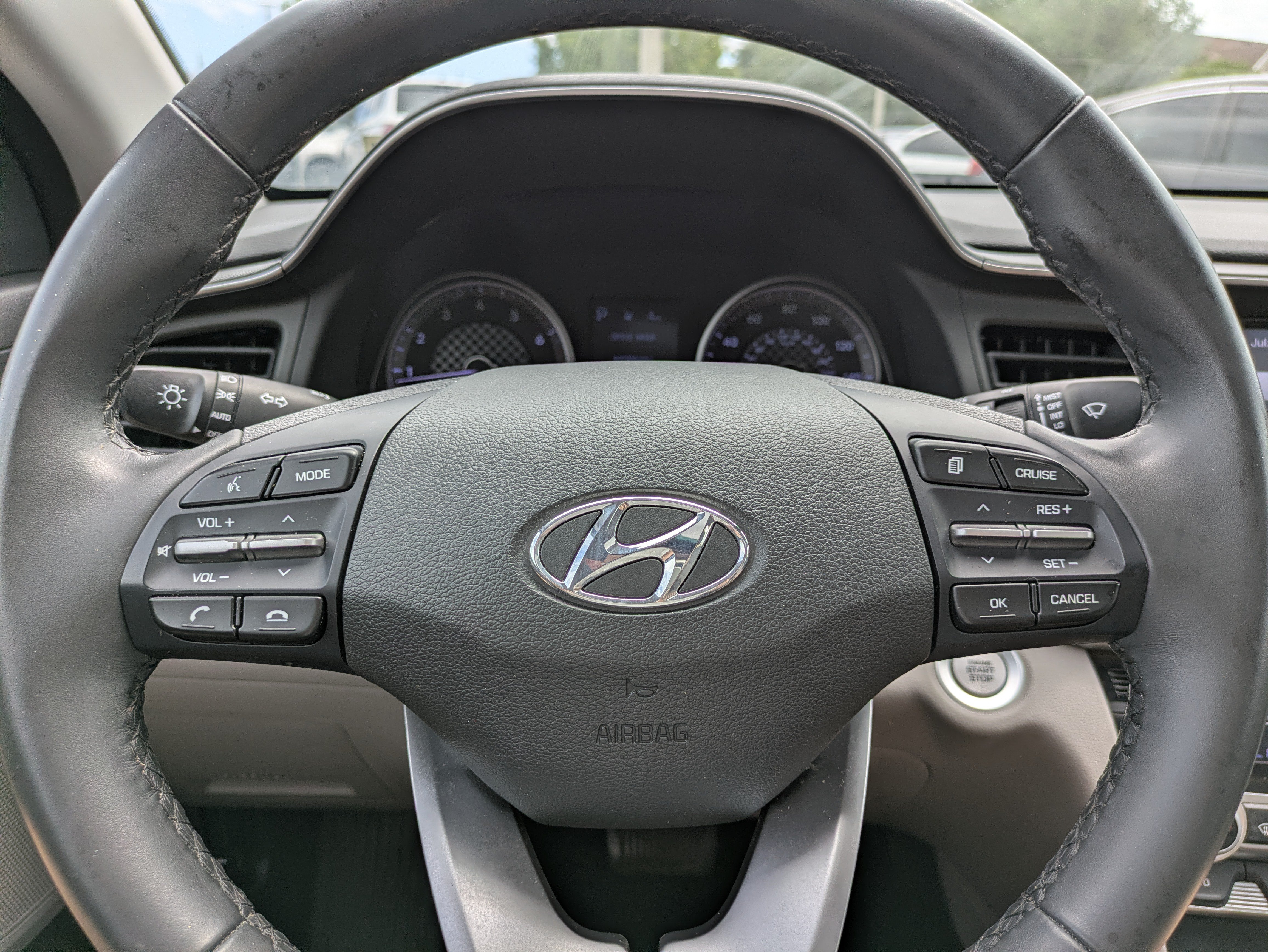 Used 2020 Hyundai Elantra Value Edition FWD image 23