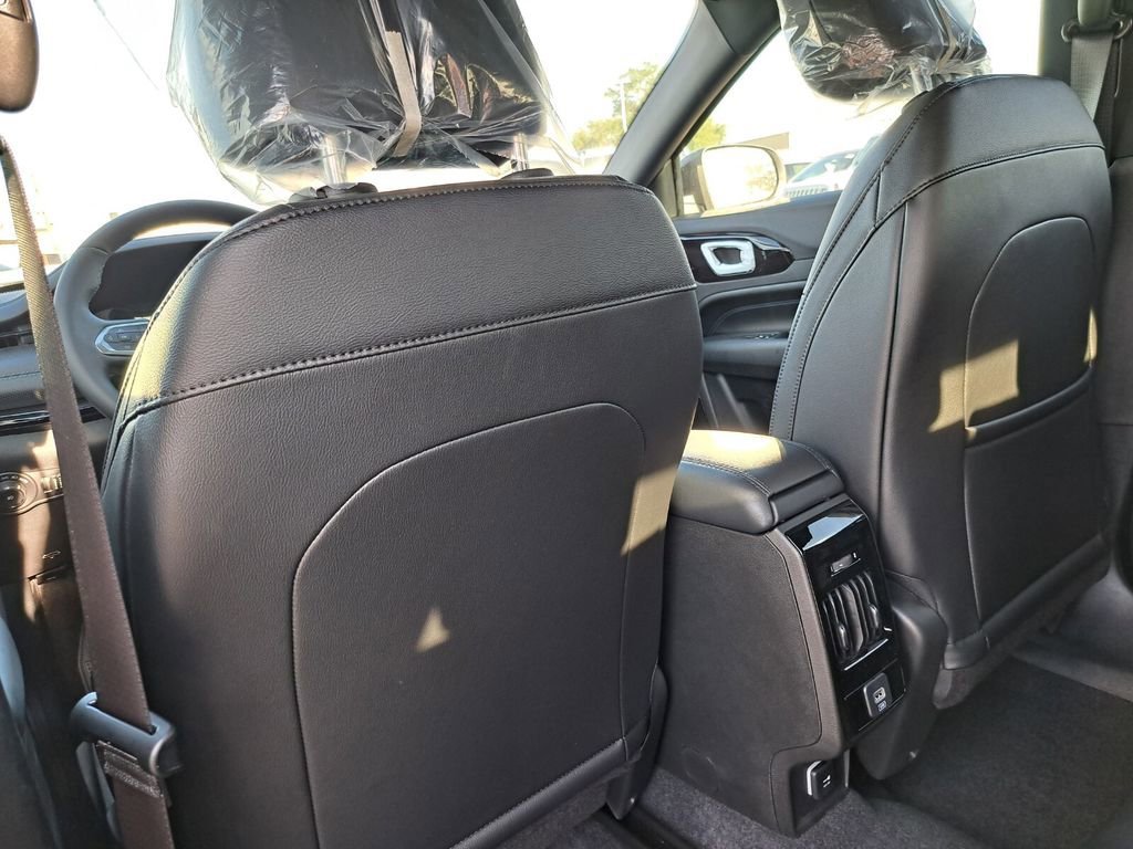 New 2026 Jeep Compass Latitude image 26