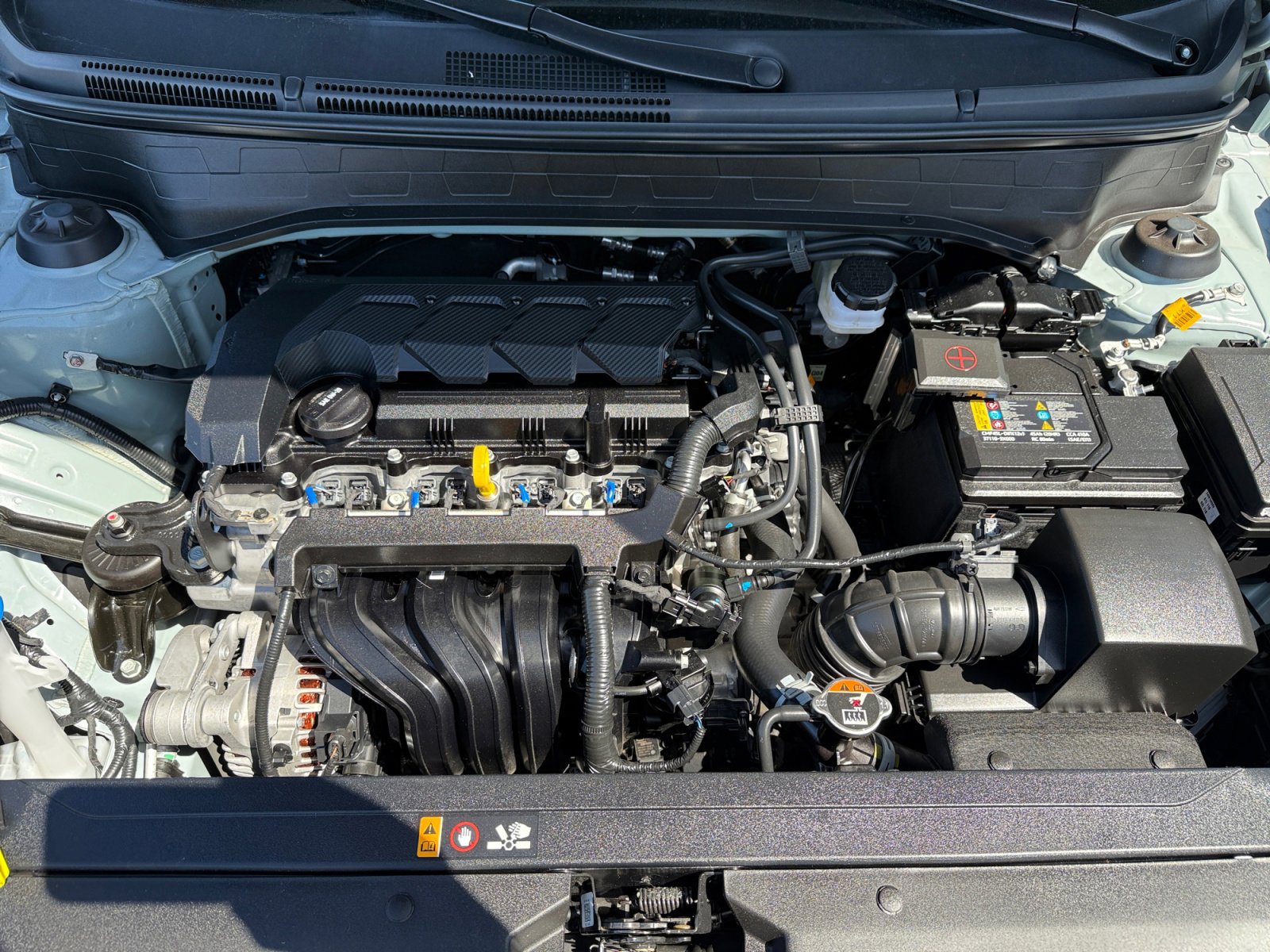 Certified 2025 Hyundai Venue SEL image 20