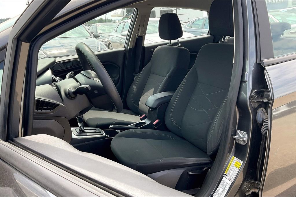 Used 2019 Ford Fiesta SE image 24