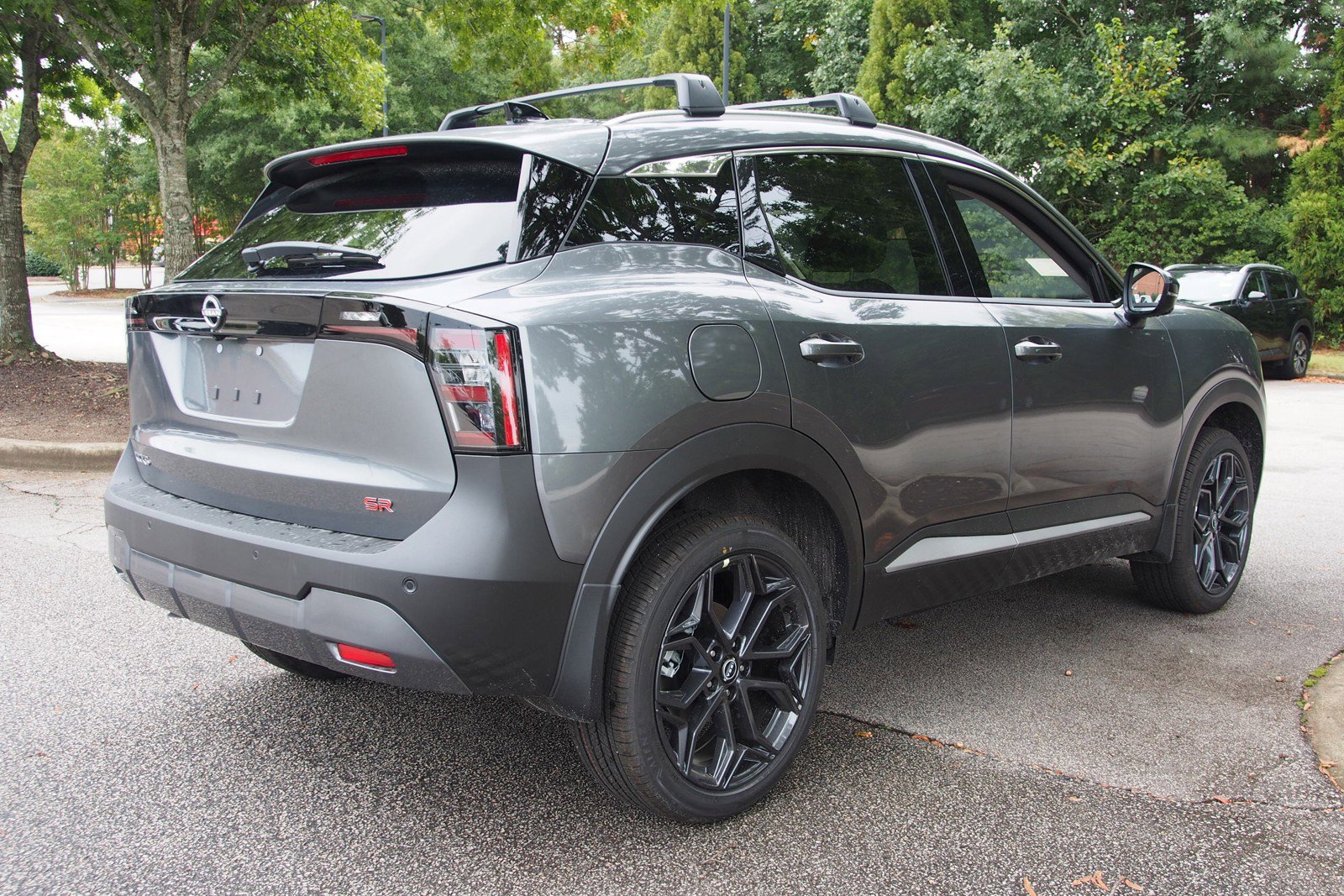 Used 2026 Nissan Kicks SR image 7