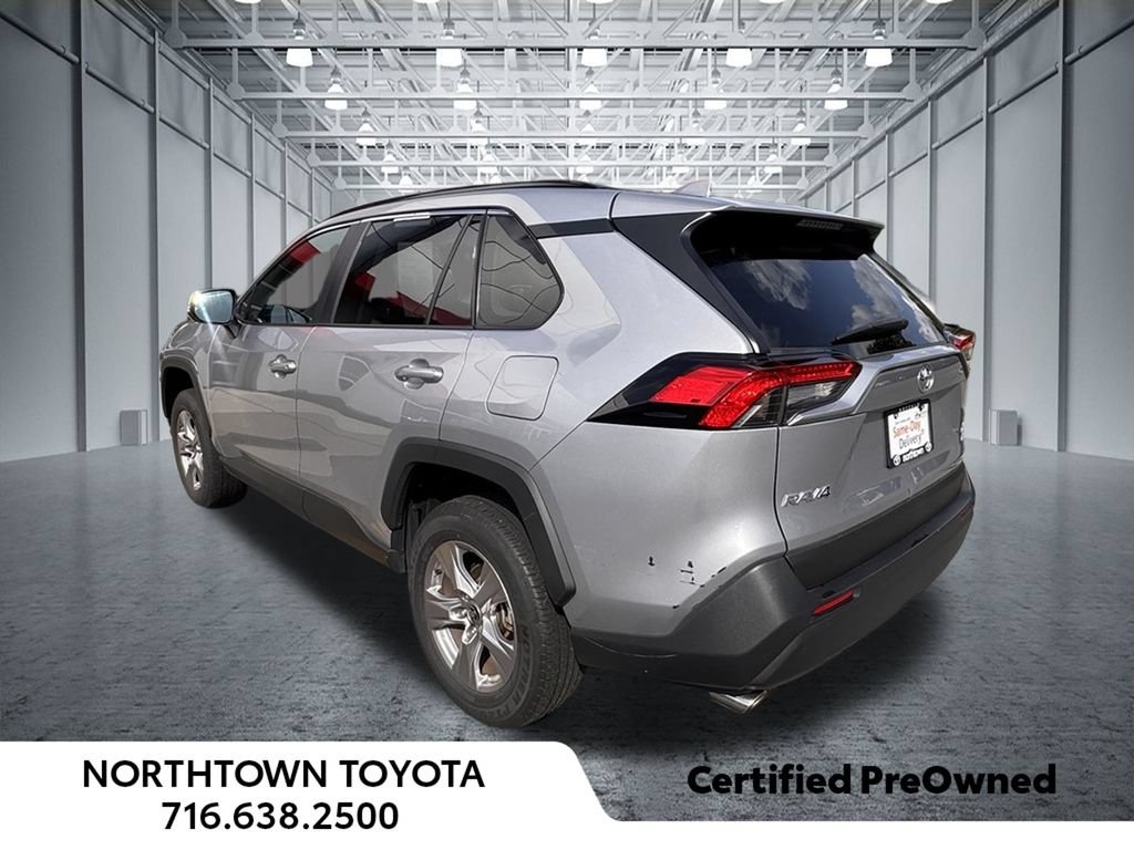 Used 2025 Toyota RAV4 XLE w/ Weather Package AWD/4WD image 3