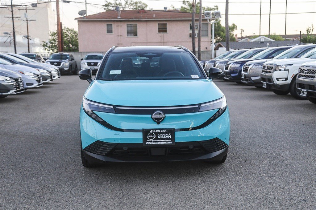 New 2026 Nissan Leaf Platinum+ image 2