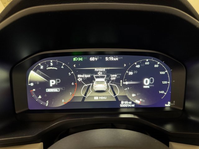 New 2025 Mitsubishi Outlander SE image 13