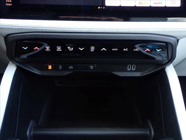 New 2026 Jeep Cherokee Laredo image 19