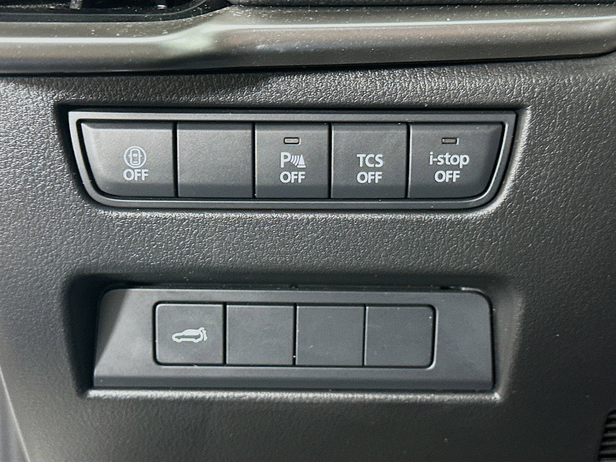 Used 2025 MAZDA CX-90 3.3 Turbo w/ Preferred Package image 17