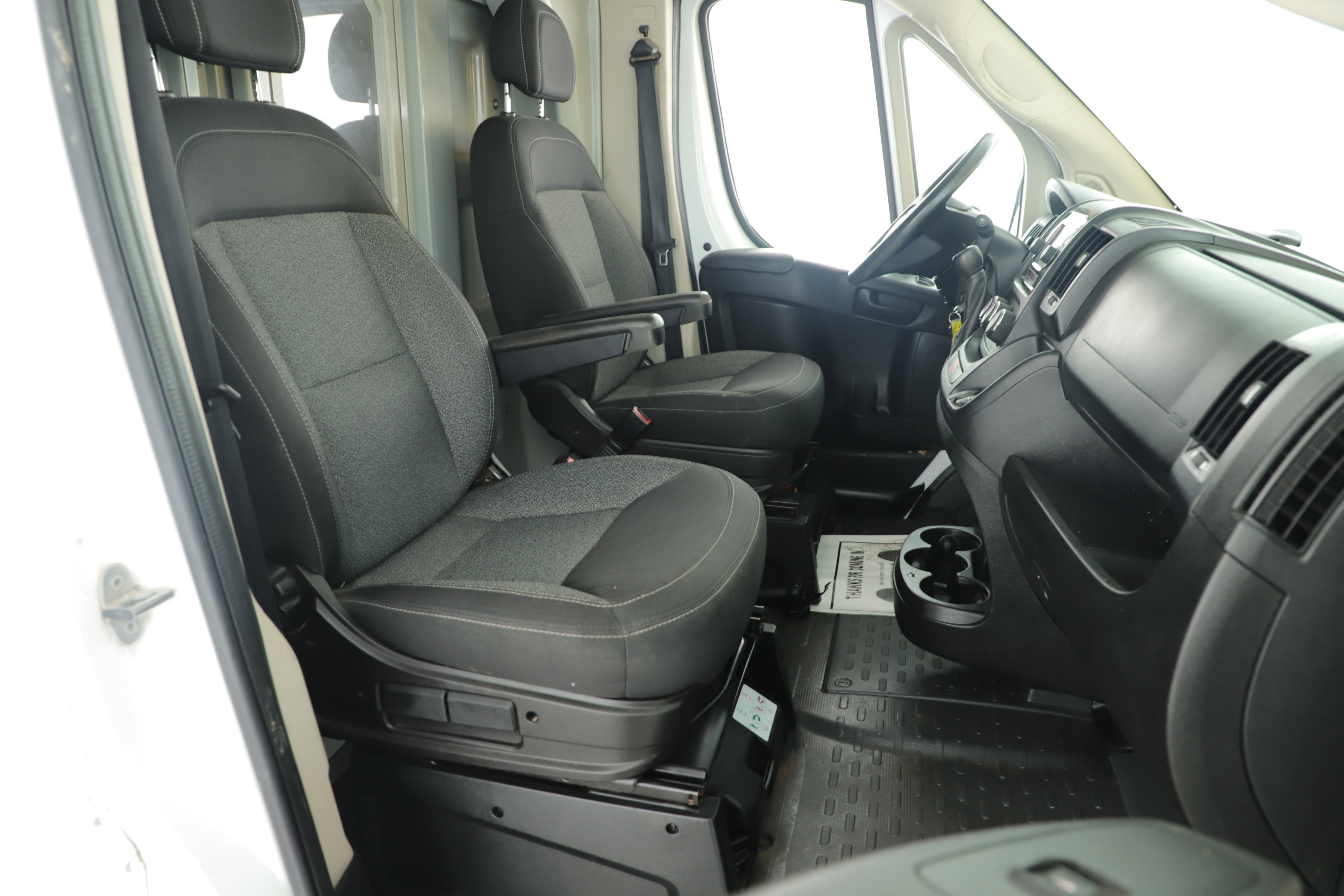 Used 2018 RAM ProMaster 3500 w/ Premium Appearance Group image 20