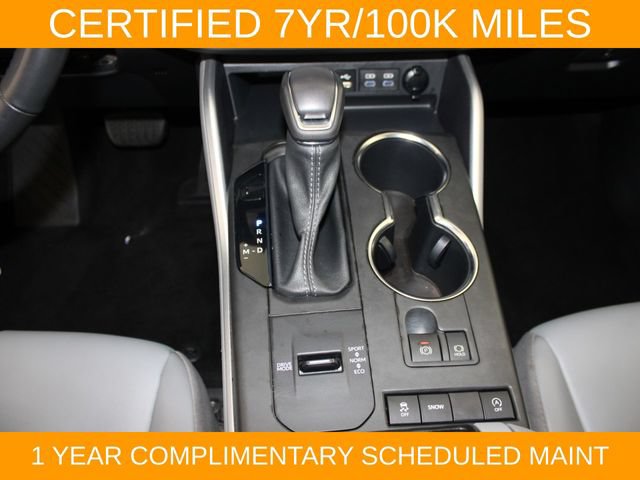 Used 2022 Toyota Highlander XLE FWD image 24
