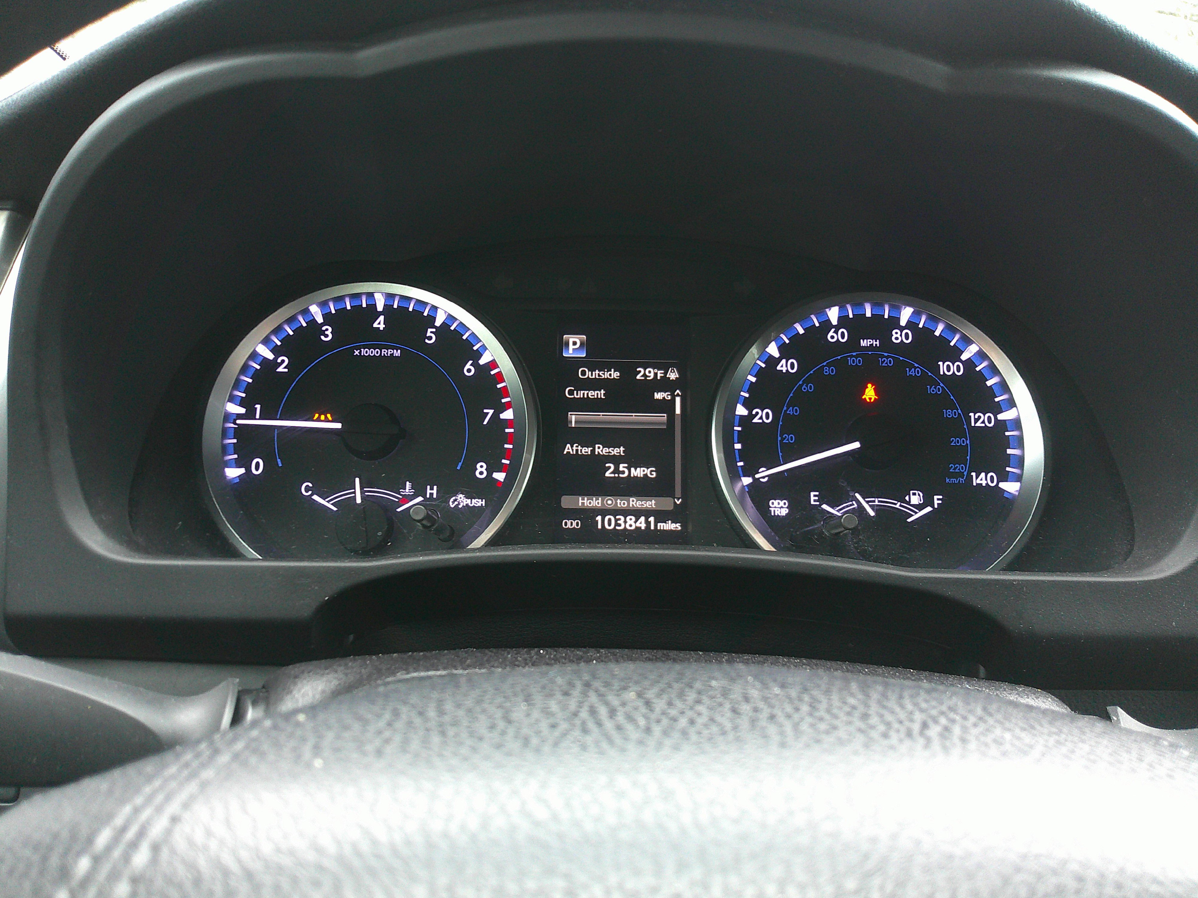 Used 2017 Toyota Highlander LE image 24