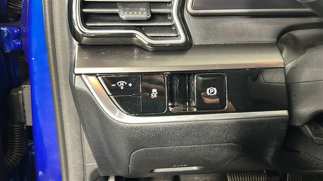 Used 2023 Kia Sportage EX FWD image 19