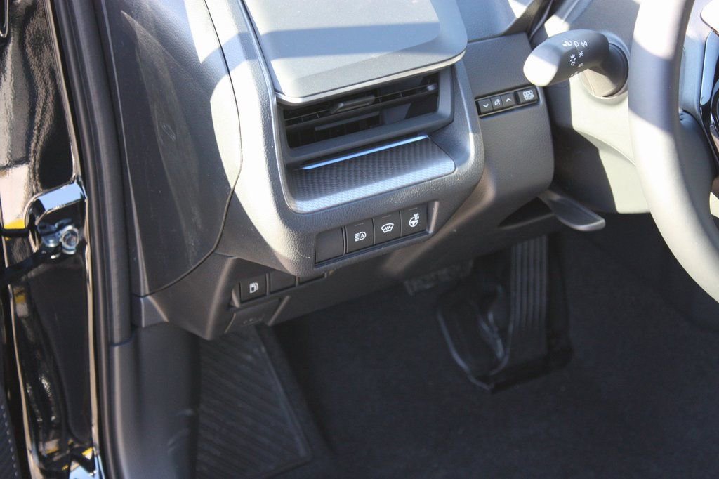 New 2026 Toyota Prius XLE image 11