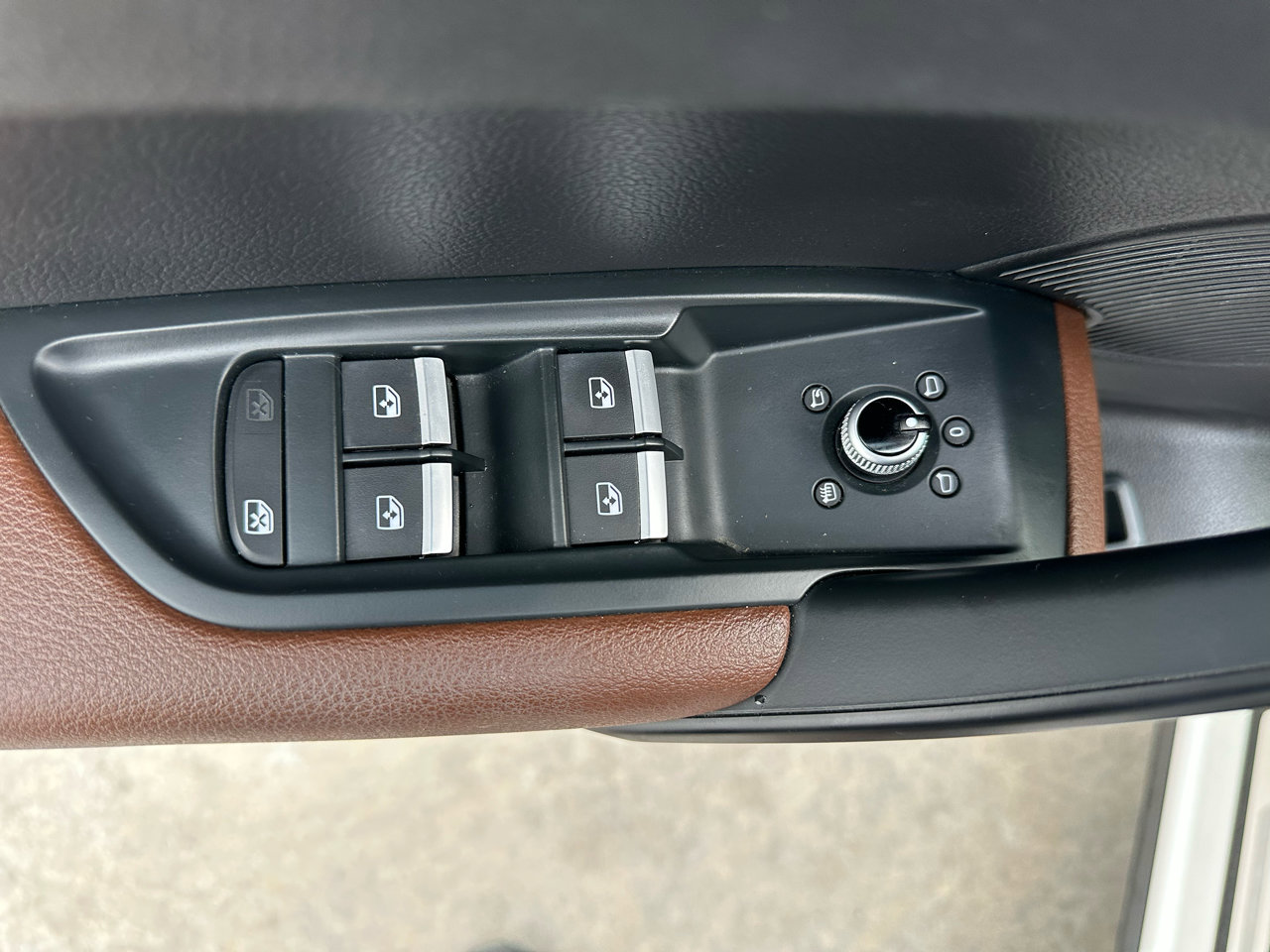 Used 2018 Audi Q5 2.0T Premium Plus w/ Premium Plus Package image 38