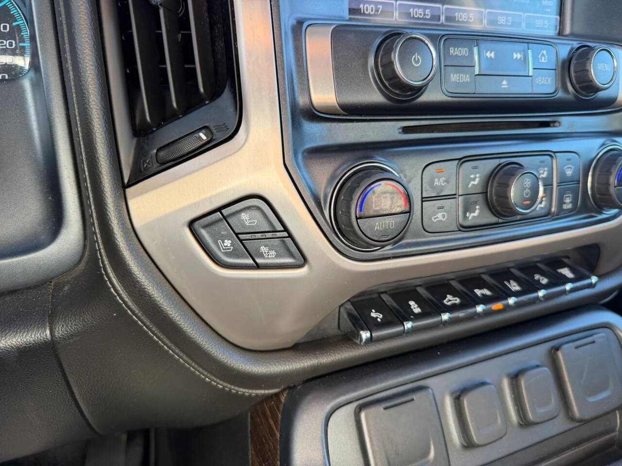 Used 2019 GMC Sierra 2500 Denali AWD/4WD image 34