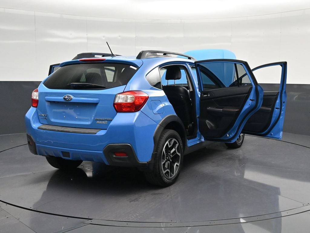 Used 2016 Subaru Crosstrek 2.0i Premium w/ Moonroof Package AWD/4WD image 35