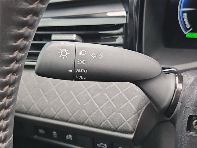 Used 2026 Toyota Camry XLE FWD image 16