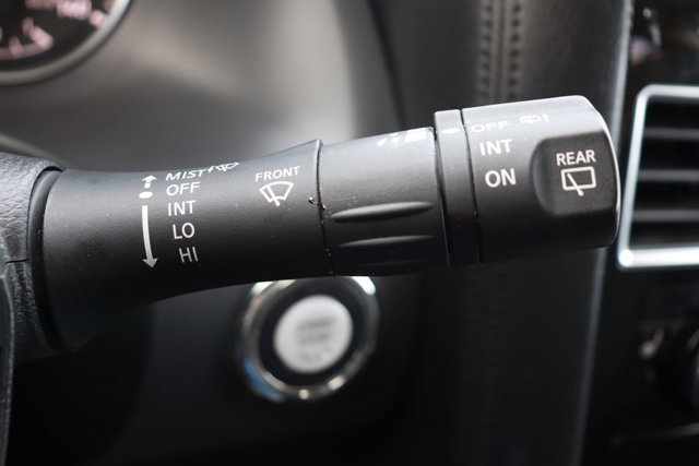 Used 2024 Nissan Armada SV image 26