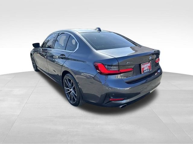 Used 2019 BMW 330i xDrive Sedan w/ Driving Assistance Package image 16