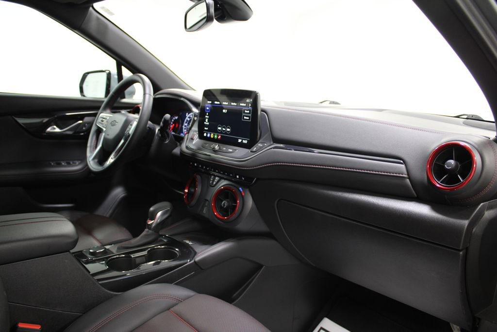 Used 2025 Chevrolet Blazer RS image 28