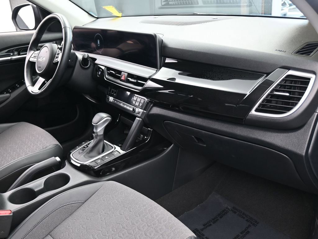 Used 2024 Kia Seltos S image 44