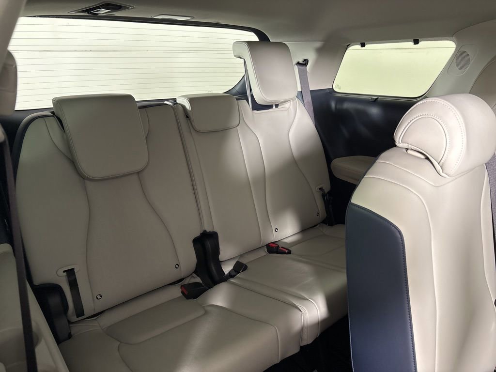 New 2026 Kia Carnival EX FWD image 19