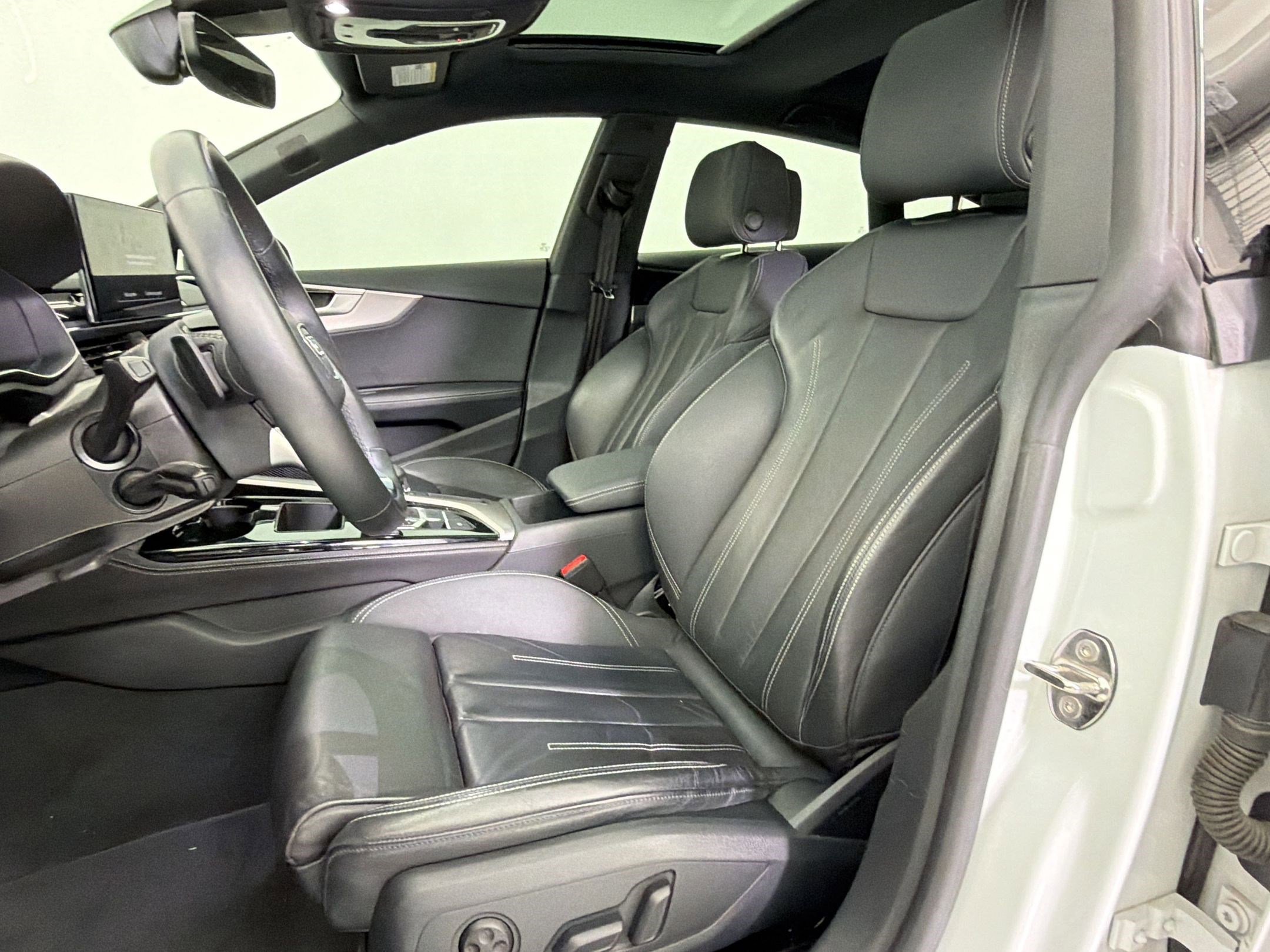 Used 2023 Audi A5 2.0T Premium Plus w/ Premium Plus image 5