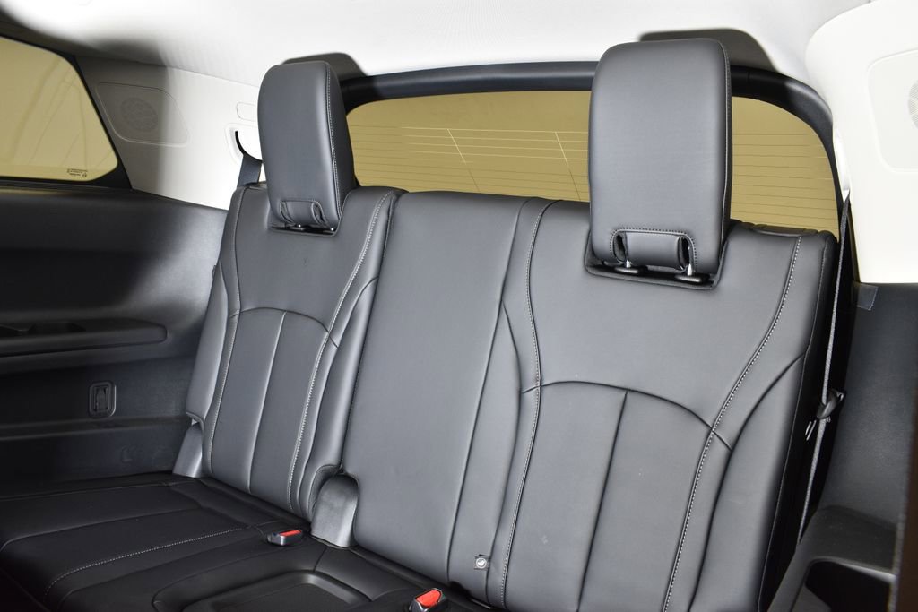 New 2026 INFINITI QX60 Luxe w/ Family Package image 30