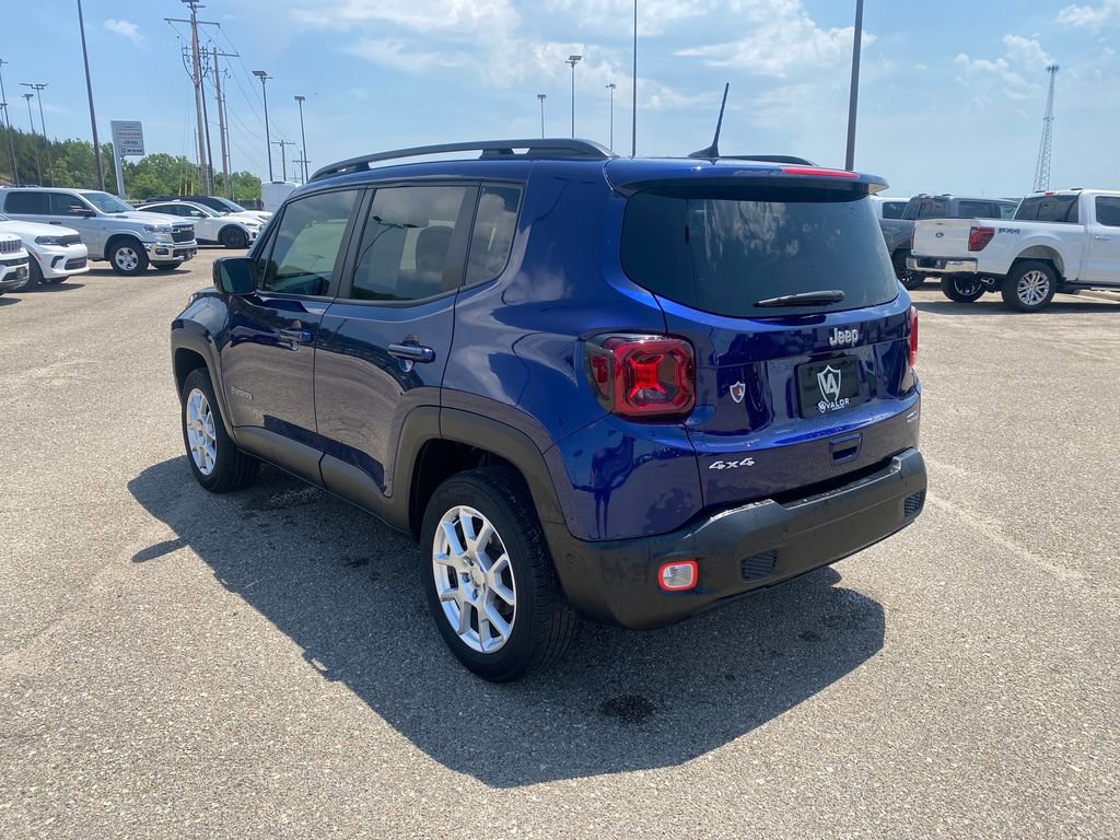 Used 2021 Jeep Renegade Latitude w/ Luxury Group I AWD/4WD image 4