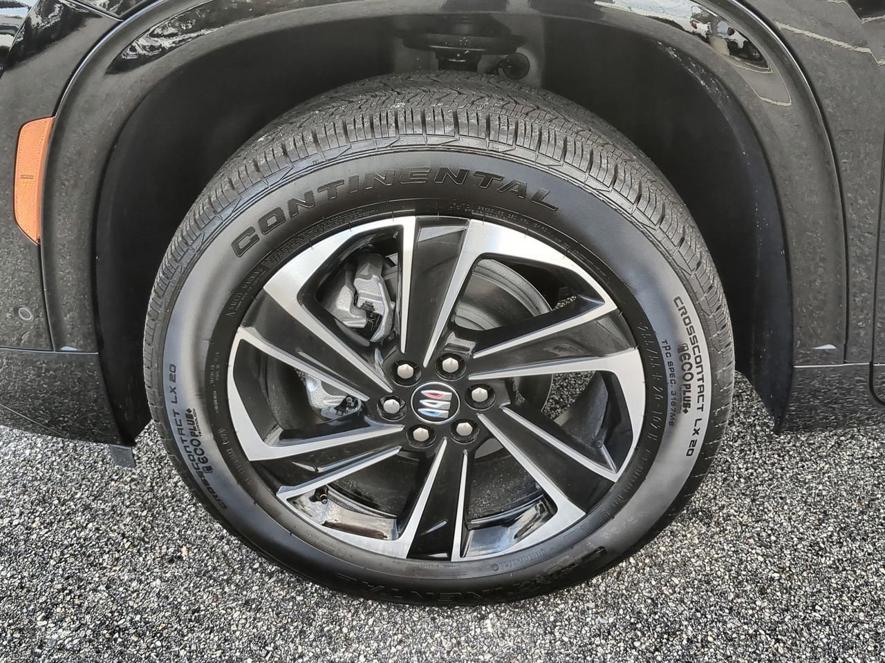 Used 2025 Buick Enclave Sport Touring w/ Super Cruise Package image 33