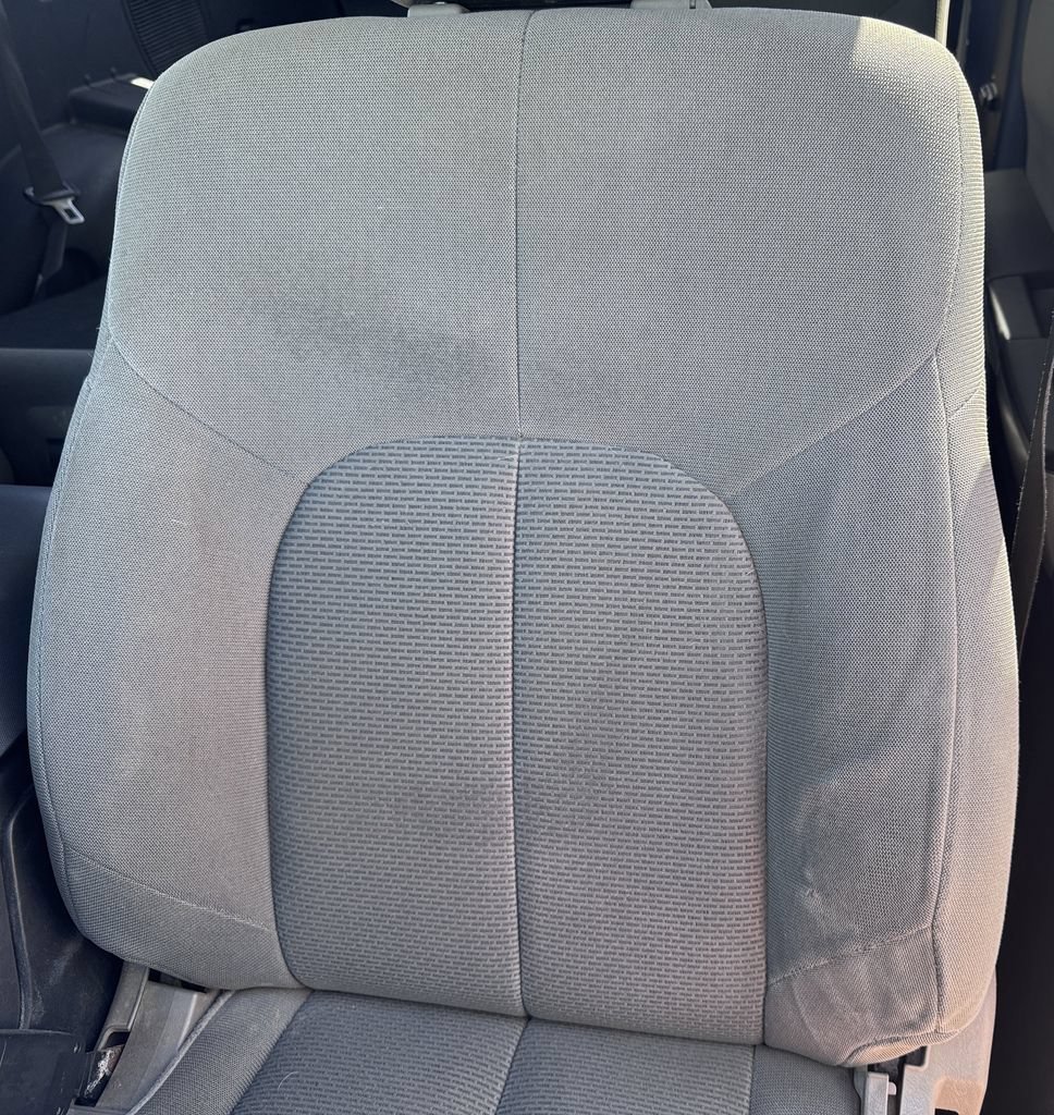 Used 2004 Mitsubishi Endeavor LS AWD/4WD image 13