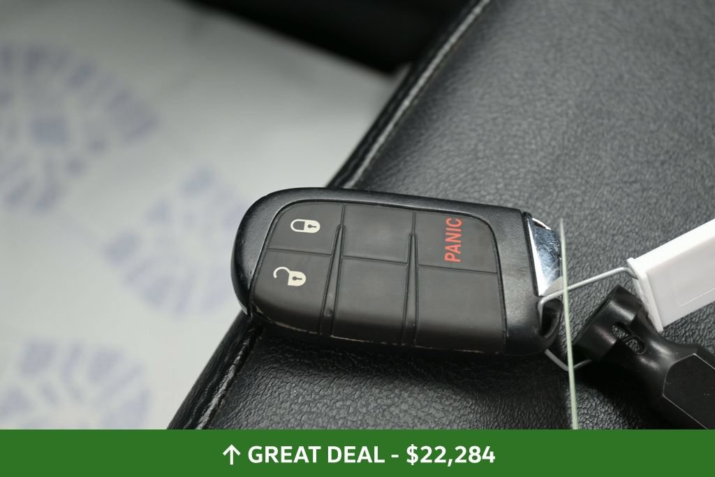 Used 2025 Jeep Compass Trailhawk AWD/4WD image 31