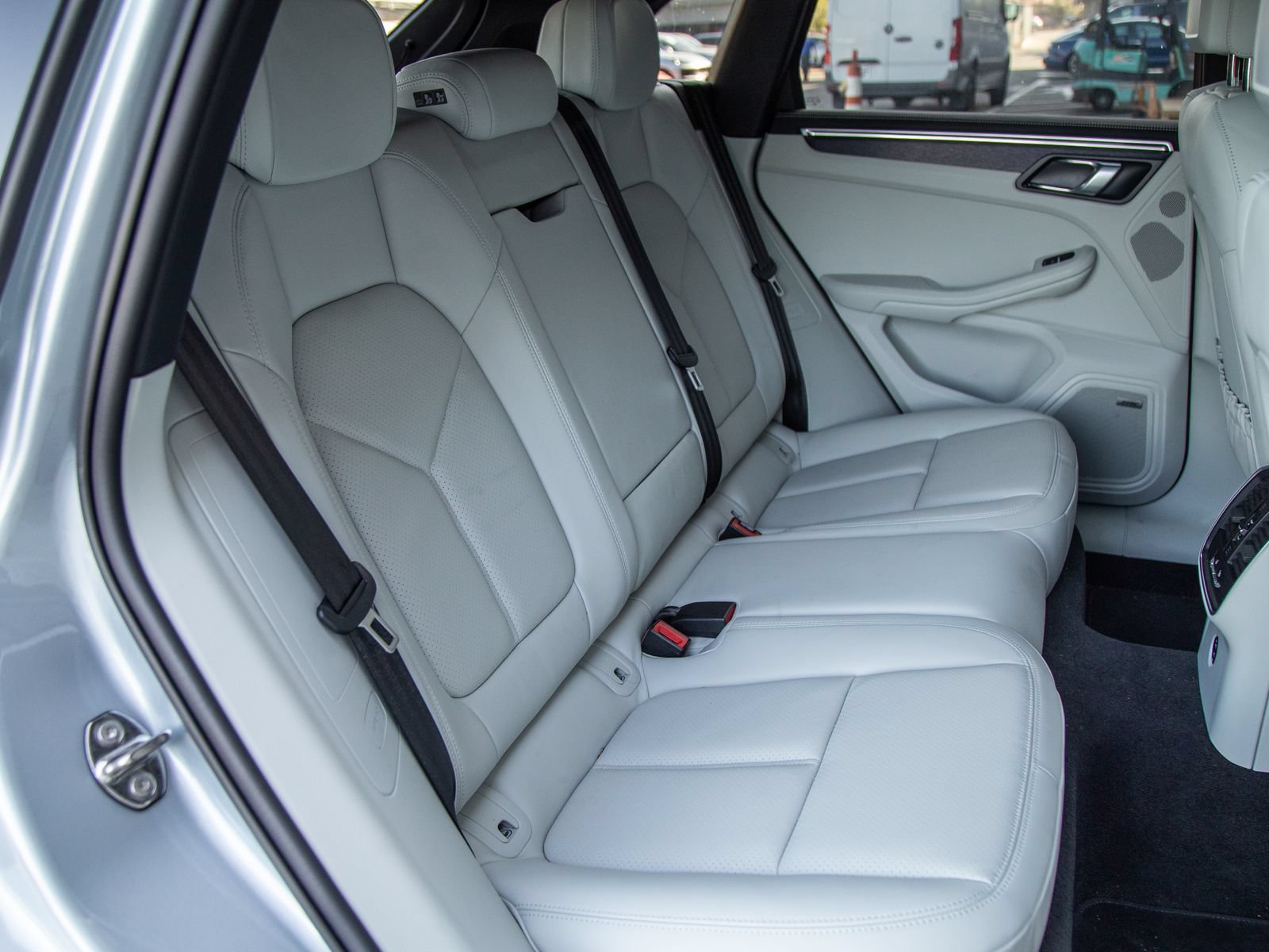 Certified 2023 Porsche Macan GTS AWD/4WD image 5