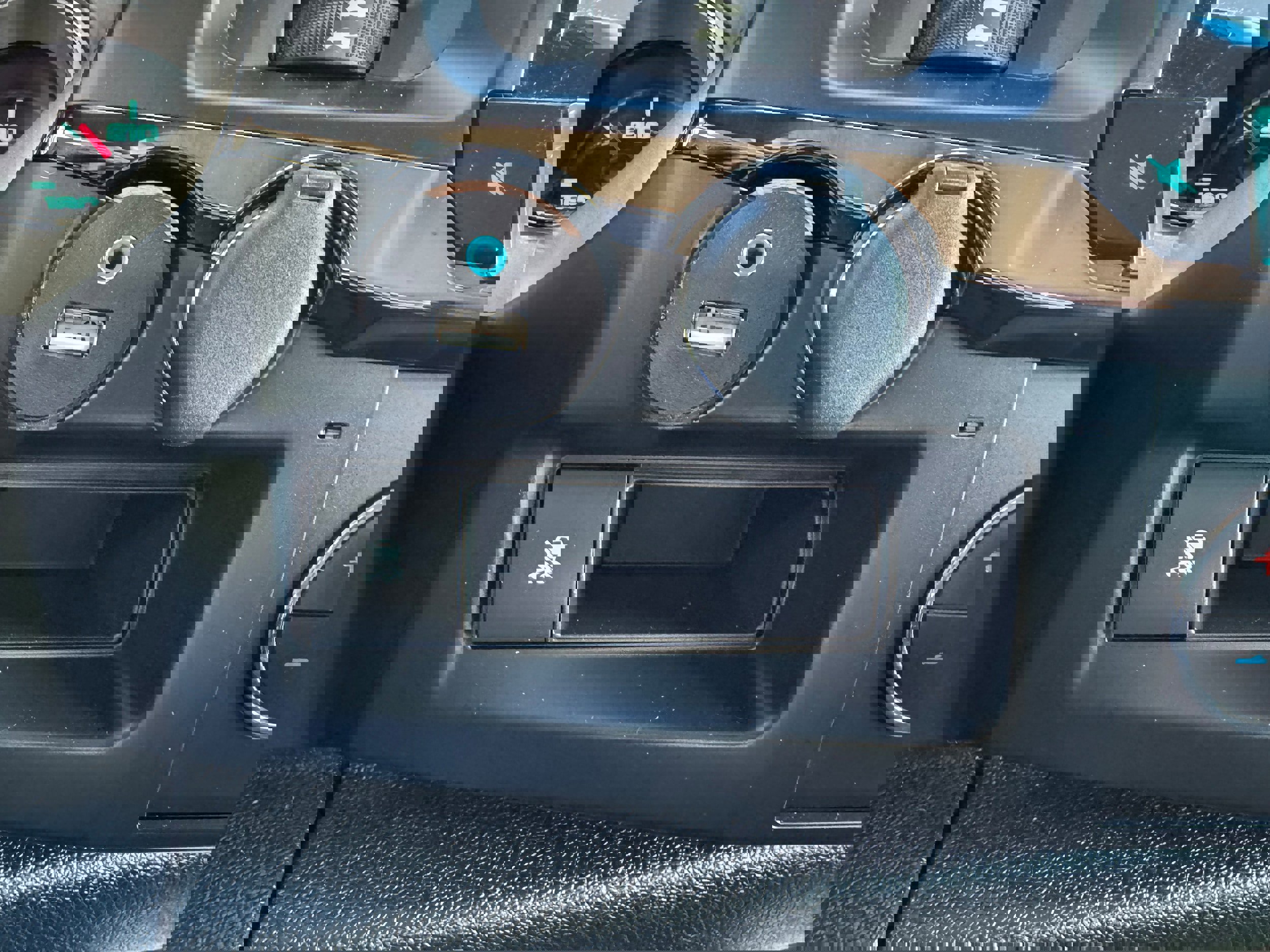 Used 2010 GMC Sierra 1500 SLE w/ Power Pack Plus image 17