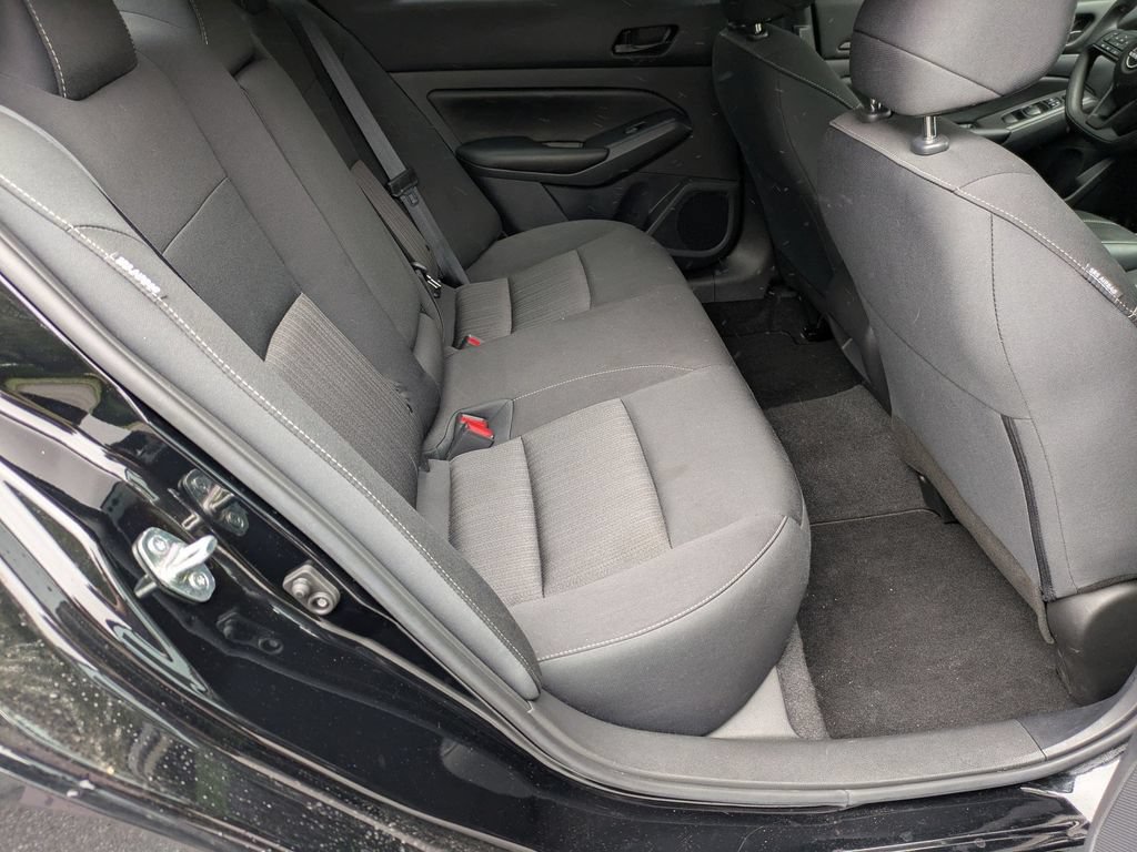Used 2025 Nissan Altima 2.5 S FWD image 32