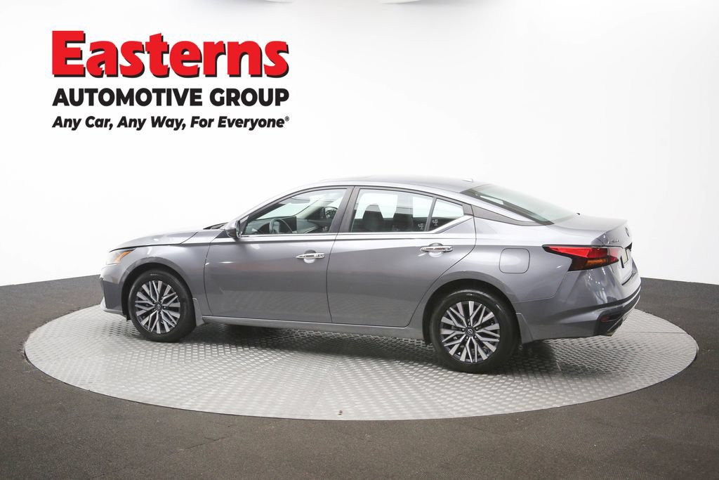 Used 2024 Nissan Altima 2.5 SV w/ SV Premium Package AWD/4WD image 58