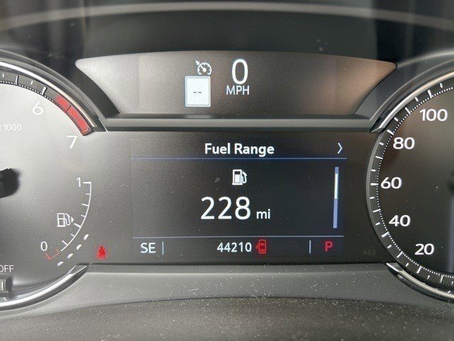 Certified 2023 Cadillac XT4 Sport w/ Cold Weather Package image 5